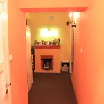 Hostel Pokoje Na Chmielnej 2 Varşova
