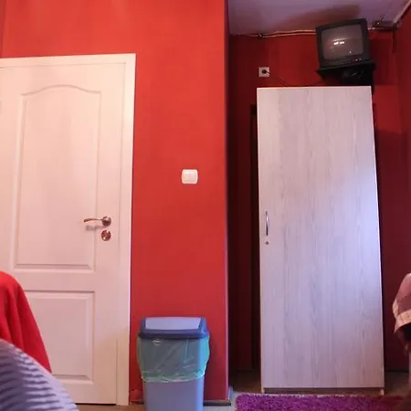 Pokoje Na Chmielnej 2 *